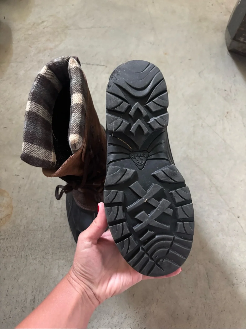 Kamik Brown and Black womens Winter Snow Boots